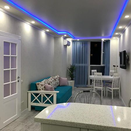 Luxe Apartment On Drahomanova Kiev Eksteriør bilde