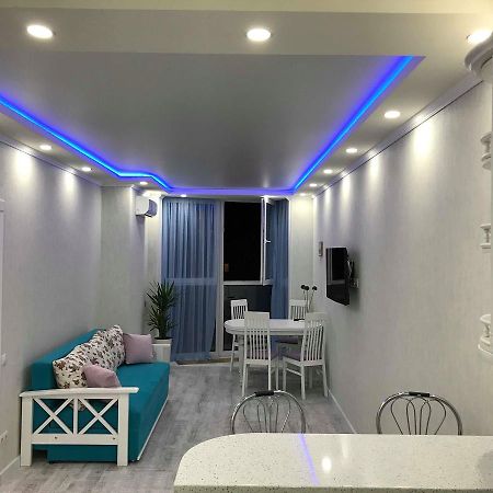 Luxe Apartment On Drahomanova Kiev Eksteriør bilde