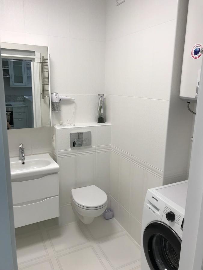 Luxe Apartment On Drahomanova Kiev Eksteriør bilde