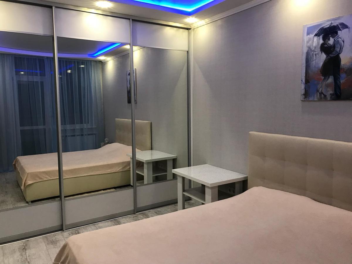 Luxe Apartment On Drahomanova Kiev Eksteriør bilde